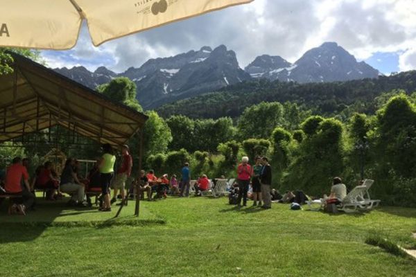 Asador Albergue Bosque Del Betato