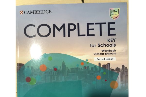 ACADEMIA ENGLISH WITH ANNA