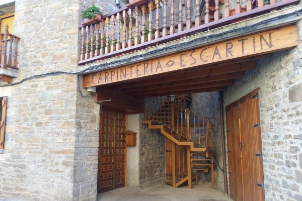 CARPINTERÍA ÓSCAR ESCARTÍN COTI